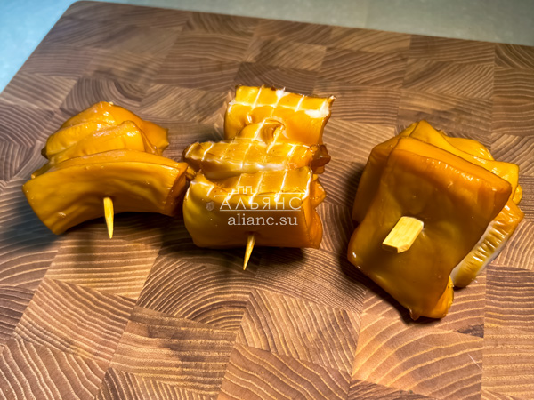 Шашлычок из кальмара х/к в Некрасовке