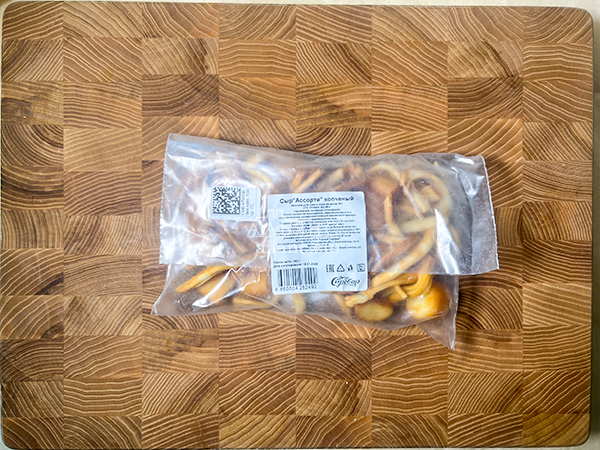 Сыр 150 гр ГОРНЫЙ СЫРОВАР (Ассорти копчёный) в Некрасовке