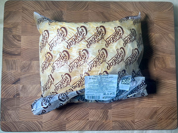 Сыр 1 кг ГОРНЫЙ СЫРОВАР (Паутинка со вкусом красной икры) в Некрасовке